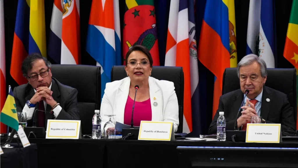 Miembros de la CELAC desautorizan a Xiomara Castro para representar al organismo