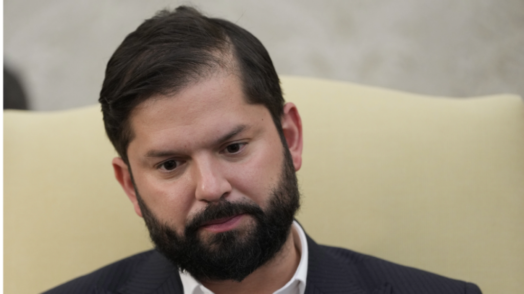 Boric respalda a Lula y dice que Maduro “no puede amenazar con baños de sangre”