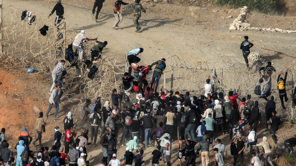 Más de 150 personas procesadas en Marruecos por incitar a inmigrar ilegalmente hacia Ceuta
