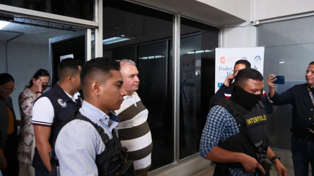 Ramírez Del Cid: “Mis bienes están destruidos”