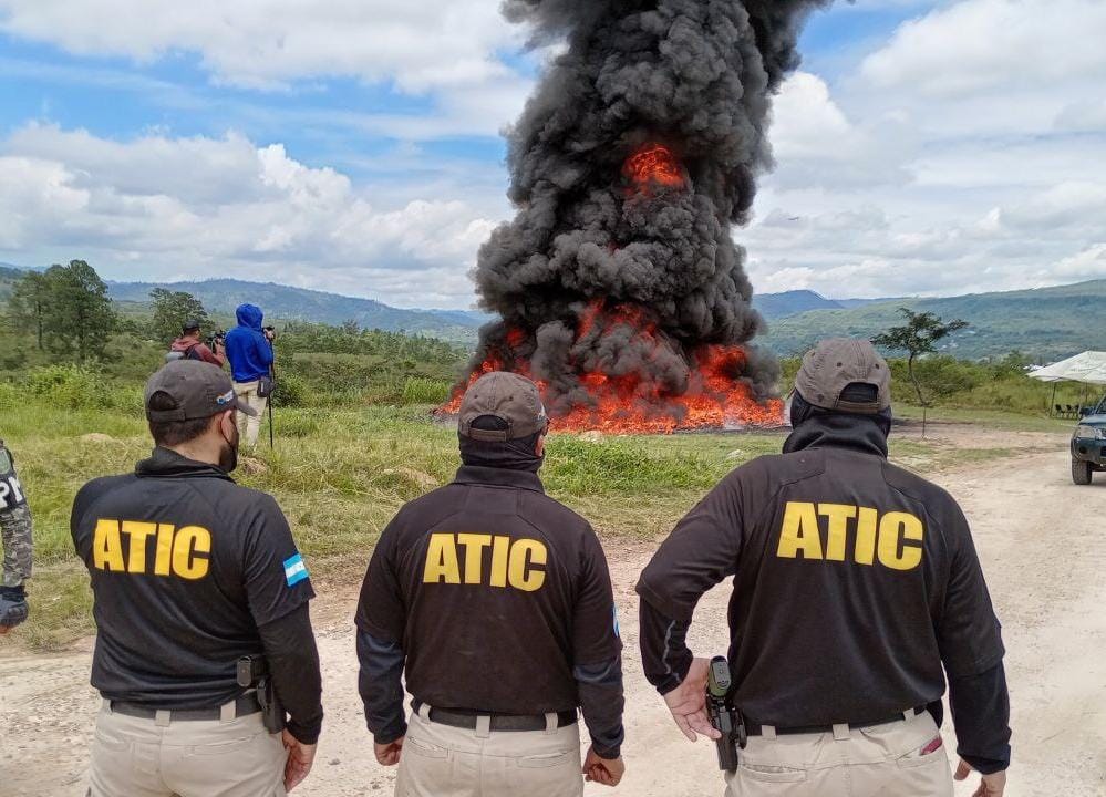 Ministerio Público incinera 4,166 kilos de cocaína en dos operativos exitosos