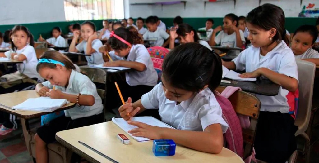 Calificación en el sistema educativo será de 50% examen y 50% acumulativo