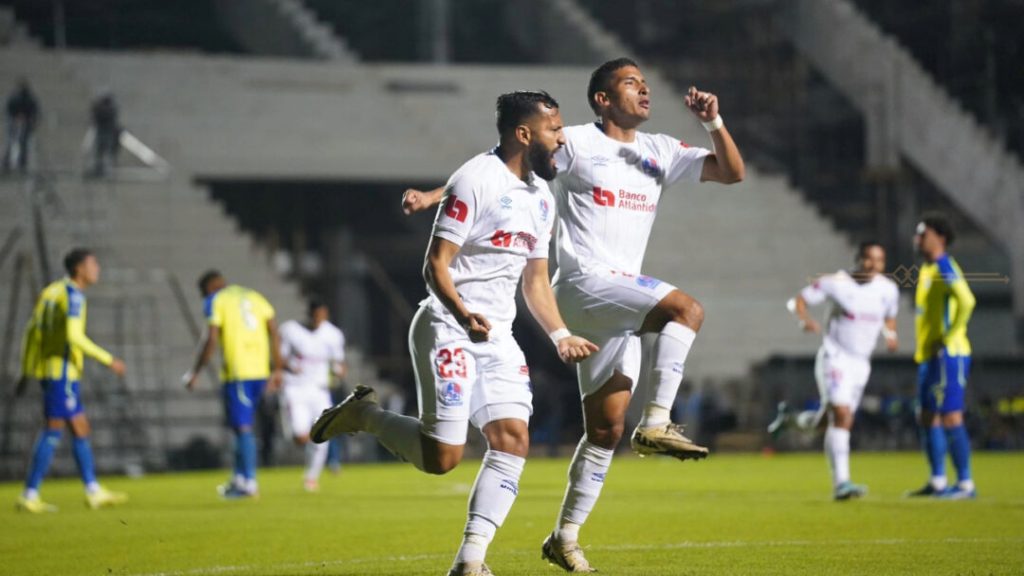 Condepor anuncia que no se dispondrá del sector de sol para las finales del Apertura