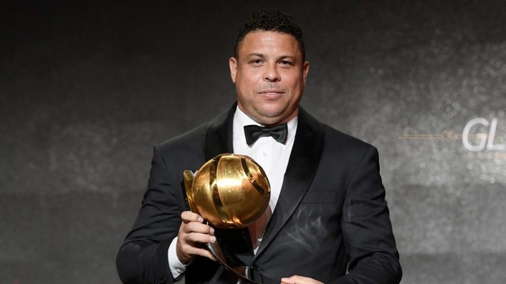 Ronaldo oficializa deseo de presidir la Confederación Brasileña de Fútbol