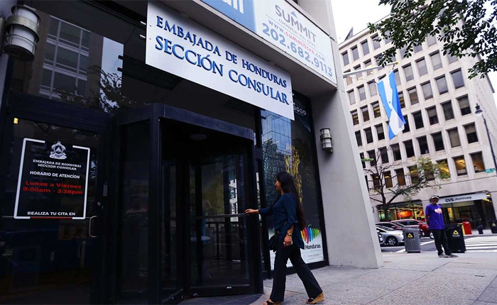 Despiden a cuatro cónsules hondureños por actos de corrupción