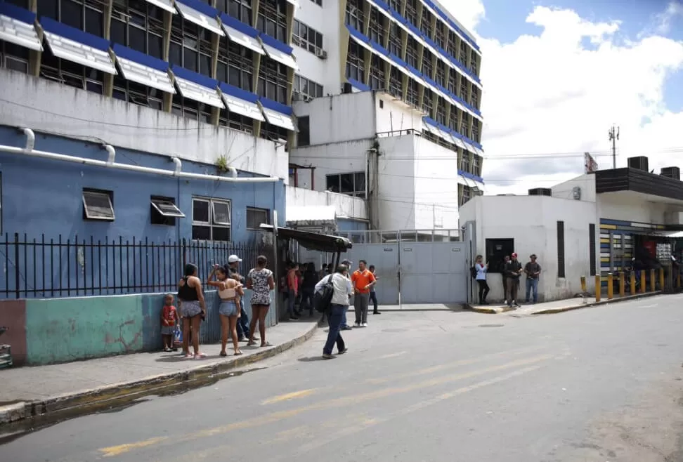 Hospital Escuela suspendería cirugías por una lavadora en mal estado