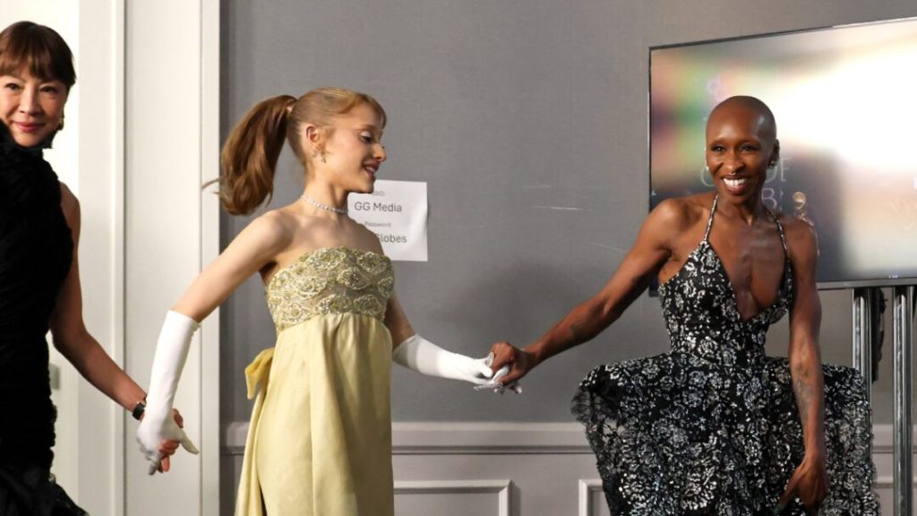 Ariana Grande genera preocupación por su apariencia en premios