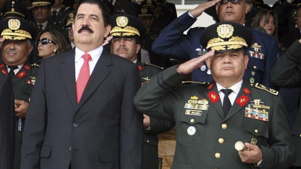 Mel quebró vasos en la casa de Romeo: revelan reuniones entre el expresidente y el general