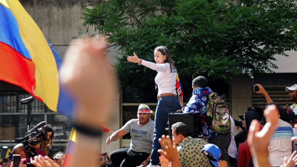 “¡Venezuela será libre!” desafía María Corina Machado a Maduro