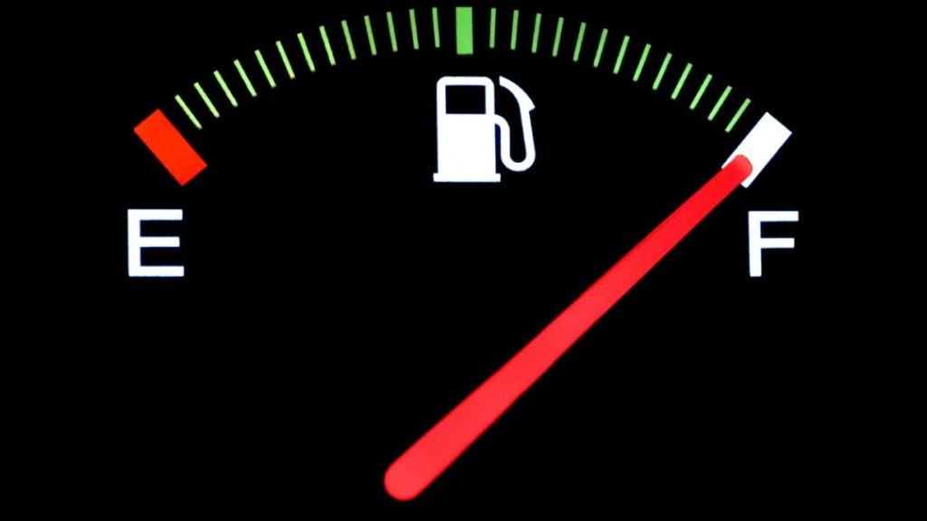En Tegucigalpa, la gasolina supera los 100 lempiras: ¡Una nueva subida que golpea el bolsillo!