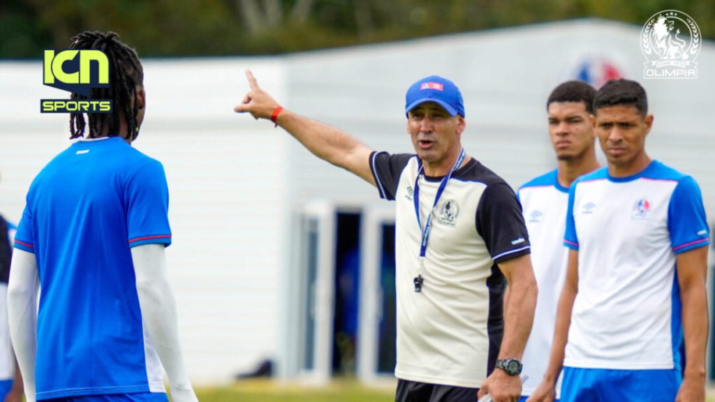 Alberth Elis regresa con ilusión a Olimpia bajo el mando de Eduardo Espinel