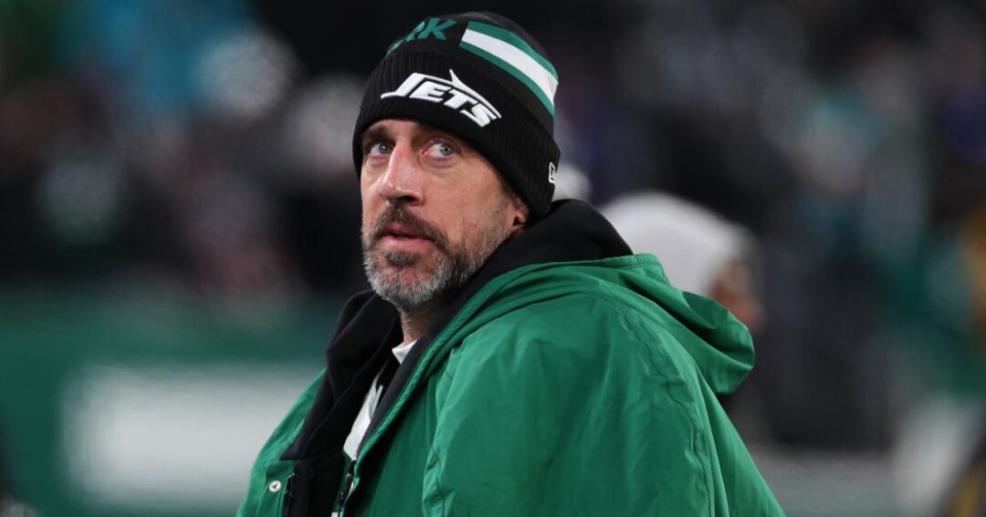 Aaron Rodgers no continuará en los Jets
