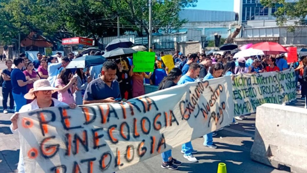 CMH amenaza con paro de labores por incumplimiento en pagos de la SESAL