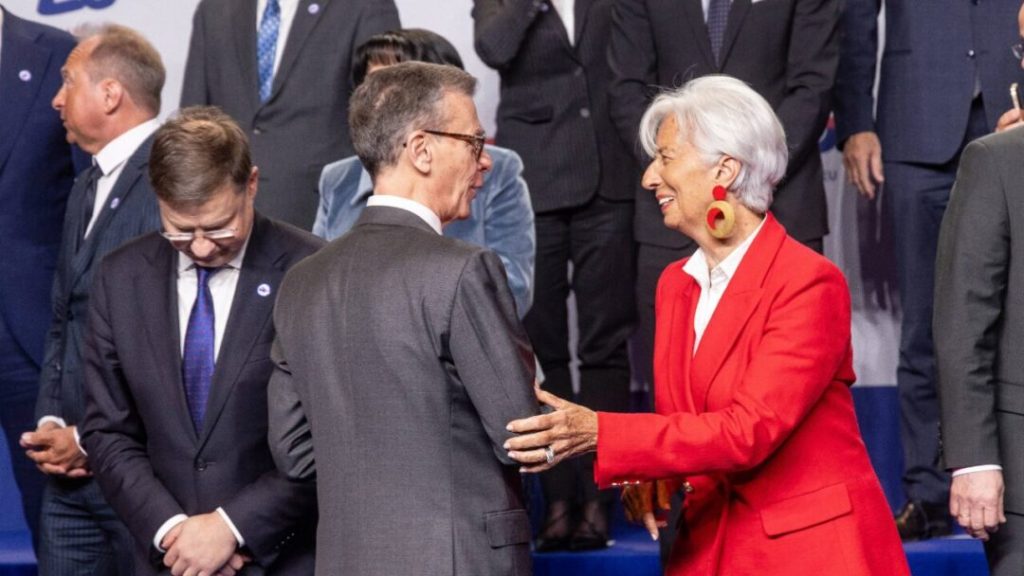 El BCE advierte que está “listo para intervenir” ante riesgos por la guerra comercial