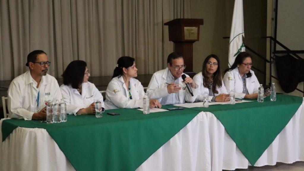 CMH mantiene paro de labores y amenaza con movilizaciones nacionales