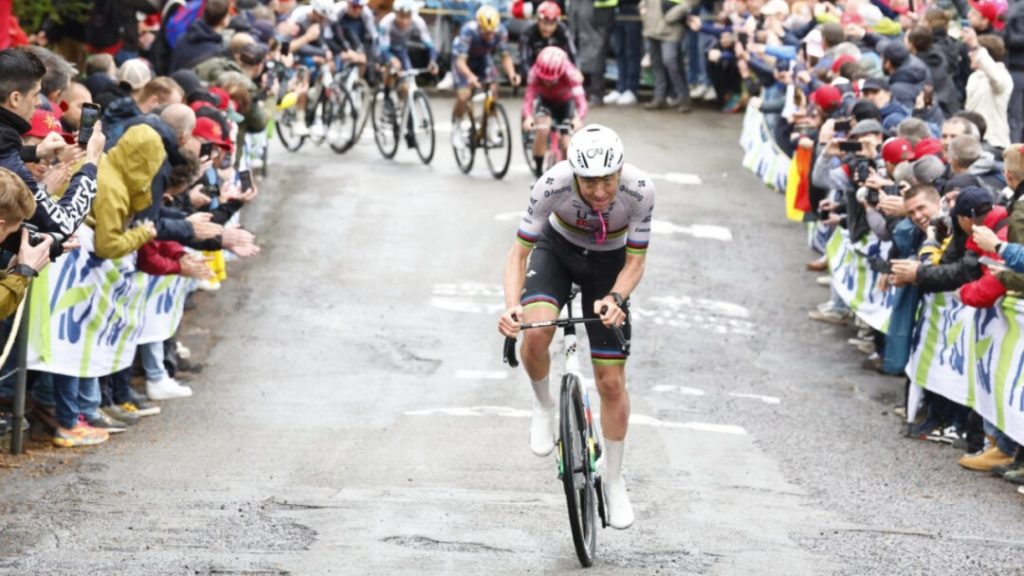 Pogacar gana su segunda Flecha Valona con un ataque en el último kilómetro