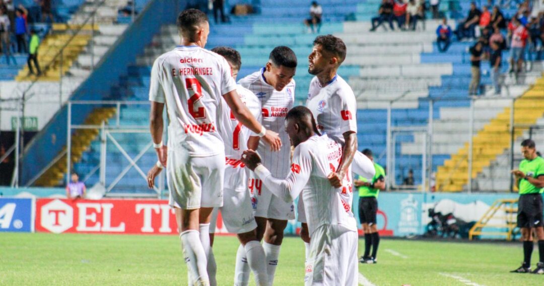 Olimpia, a recuperar el liderato en un clásico frente al Motagua