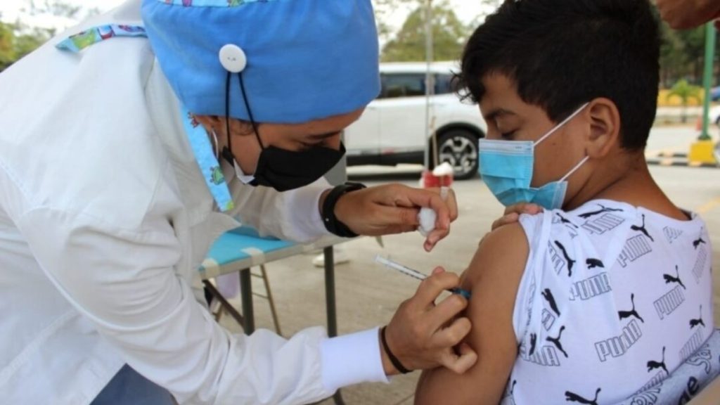 Tosferina y sarampión regresan al país por deficiencia en la cobertura de vacunación nacional, según especialistas