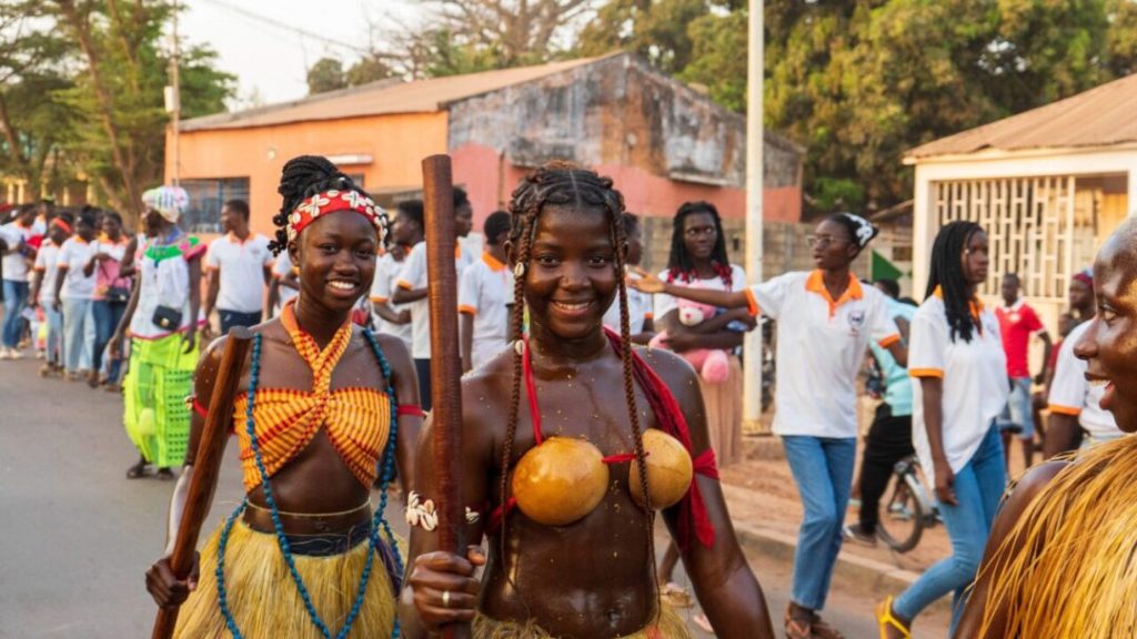 Guinea supera los 200 casos de mpox en medio de nuevo foco epidémico