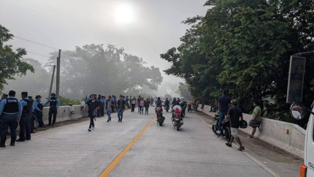 Desalojo policial en protesta contra represa El Tablón deja cuatro heridos