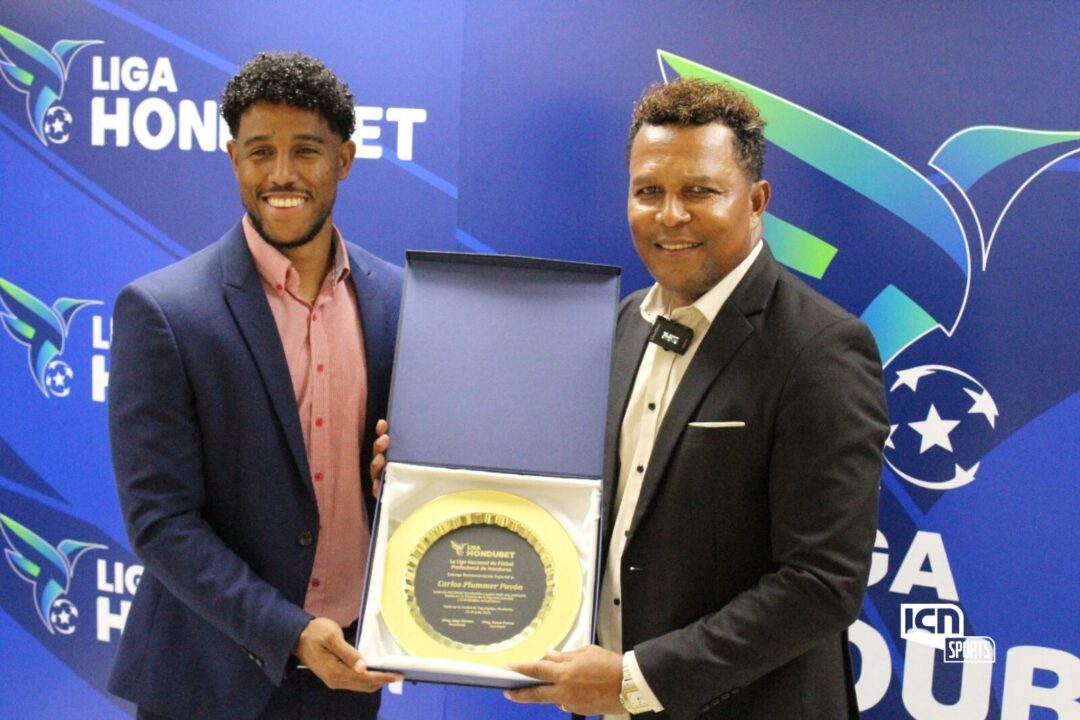 Carlos Pavón Plummer reconocido como Leyenda de la Liga Nacional