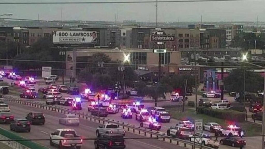 Un muerto y dos heridos en ataque a centro de detención de migrantes en EEUU