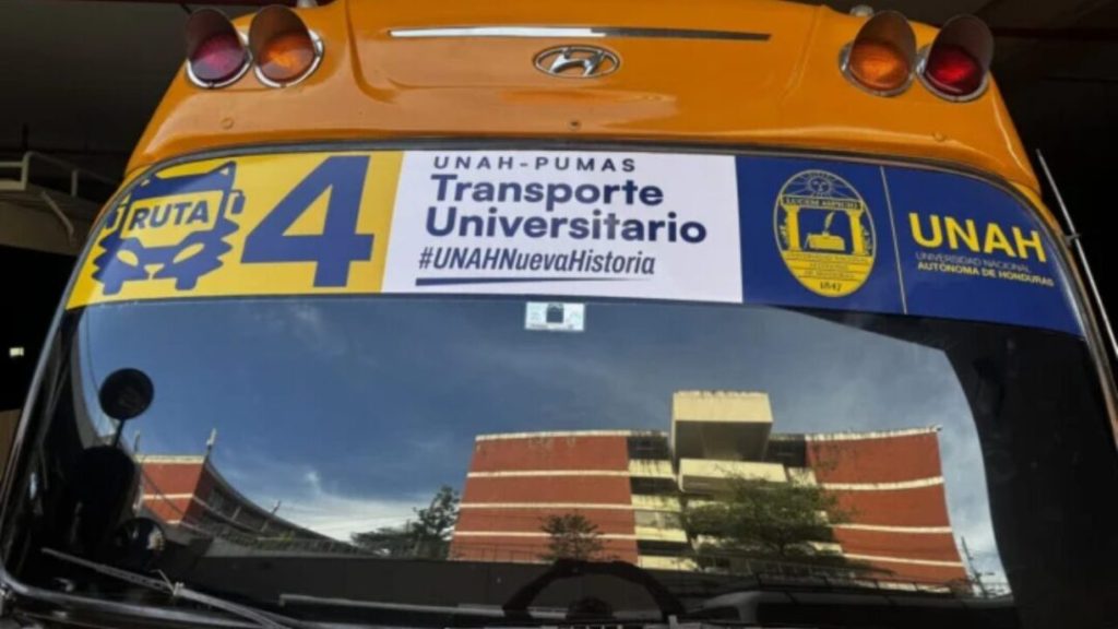 UNAH pone en marcha sistema de buses gratuitos para estudiantes en Tegucigalpa