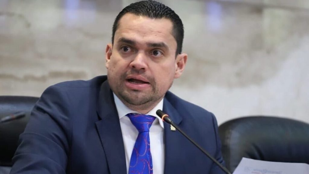 “Falsearon mi voz con un software llamado ElevenLabs o Resemble AI”: Tomás Zambrano tras análisis forense en Colombia