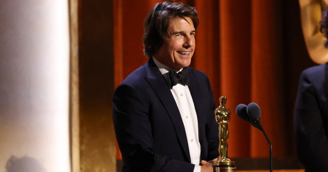 Tom Cruise recibio un Oscar honorario.