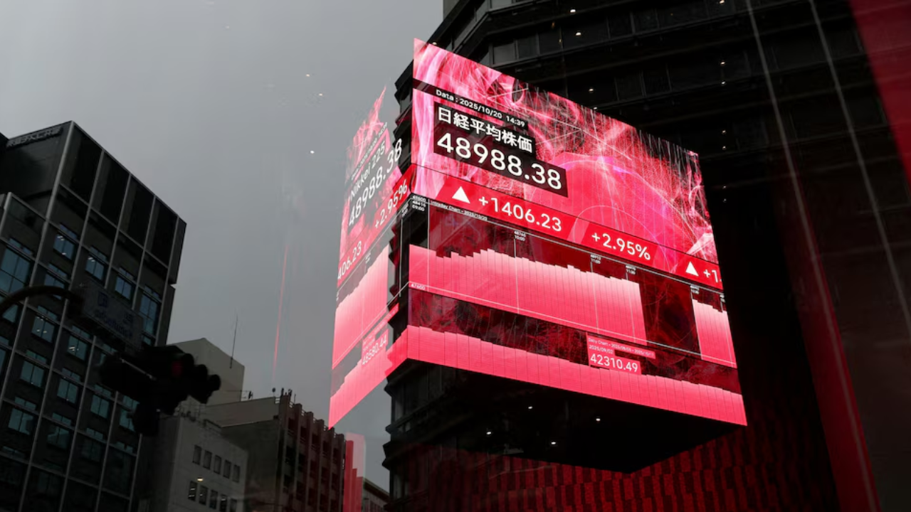 Wall Street y bolsas europeas caen por dudas sobre recorte de tasas Fed