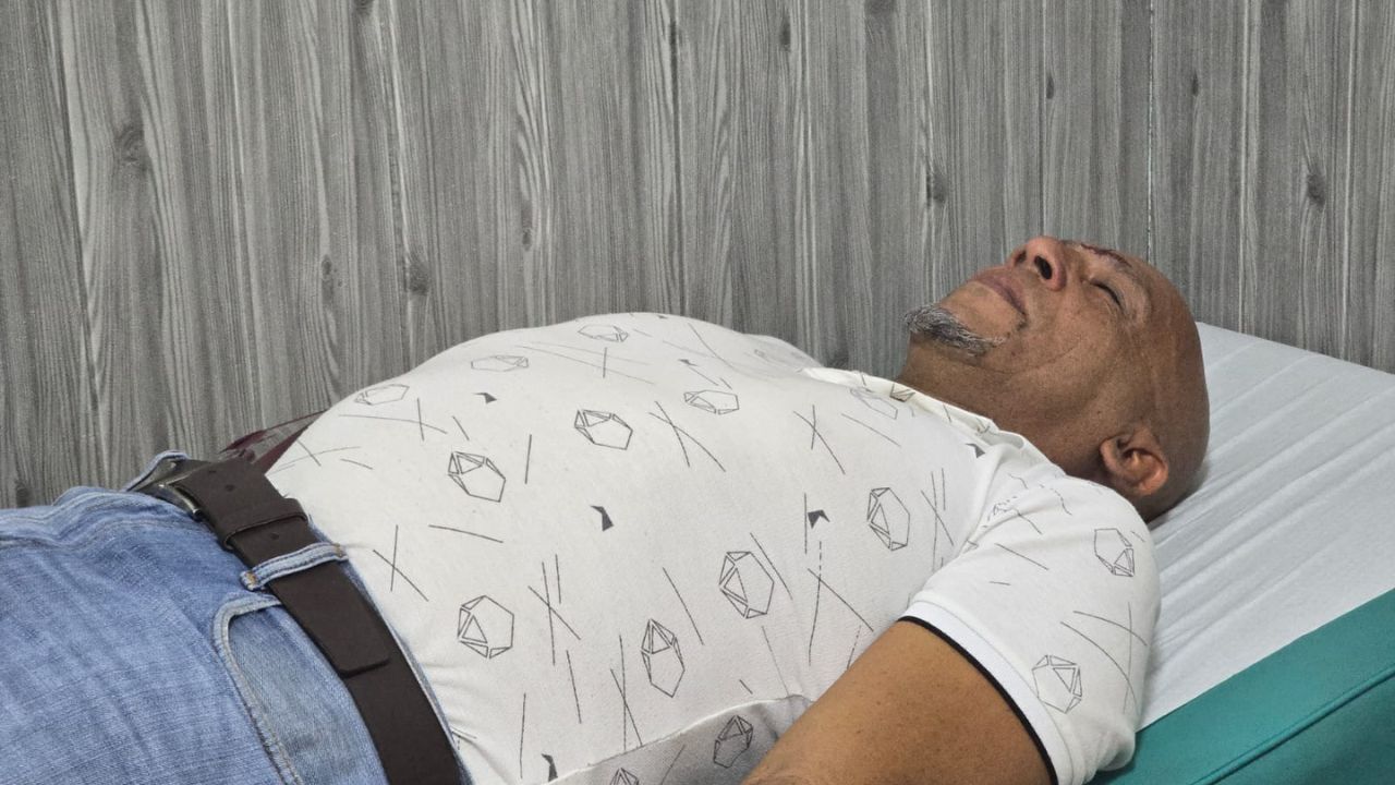 Mario Moncada golpea a periodista en Talanga