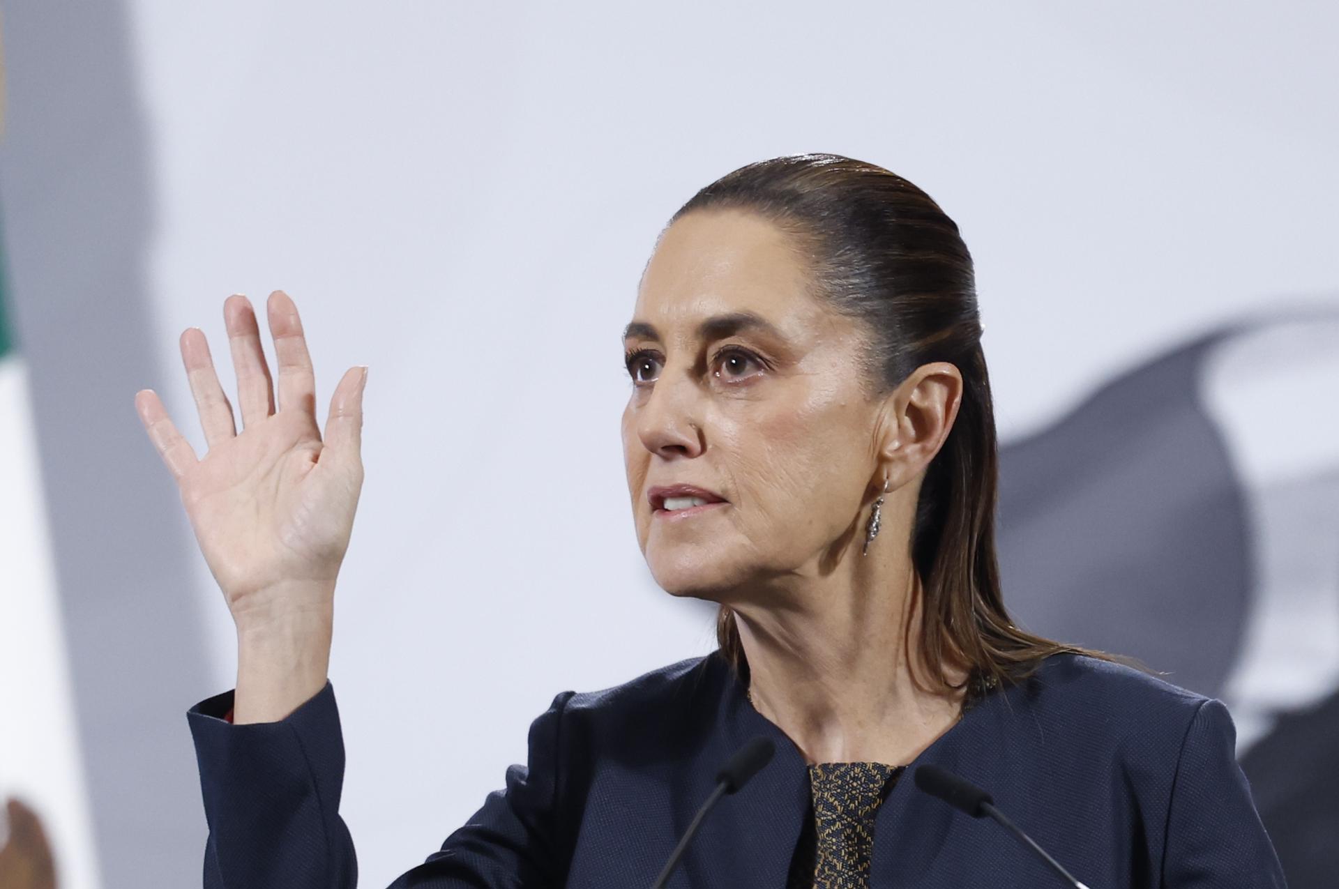 Congreso de Perú declara persona non grata a Claudia Sheinbaum