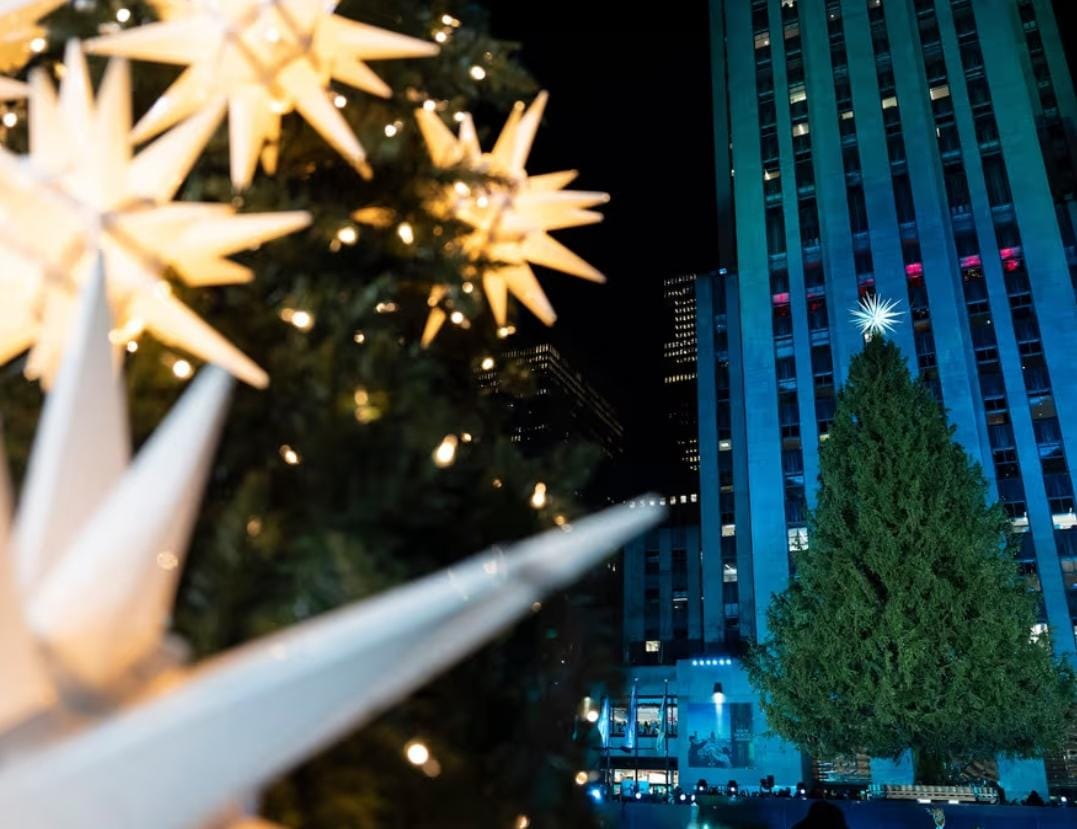 encienden_arbol_navideño_en_rockefeller_center_en_nueva_york