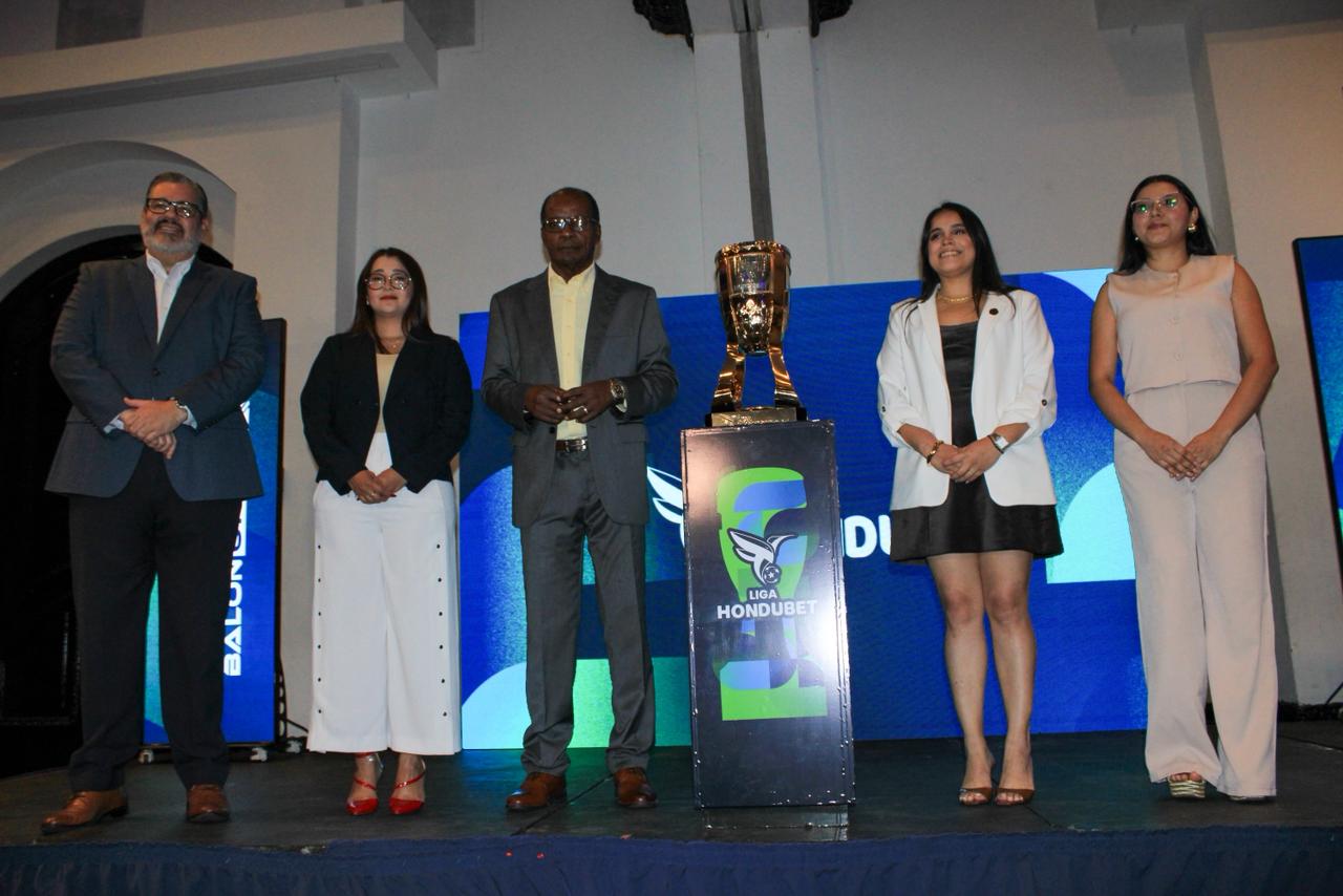 Homenaje al fútbol: Liga Nacional de Honduras y Hondubet presentan la Copa Liga Hondubet